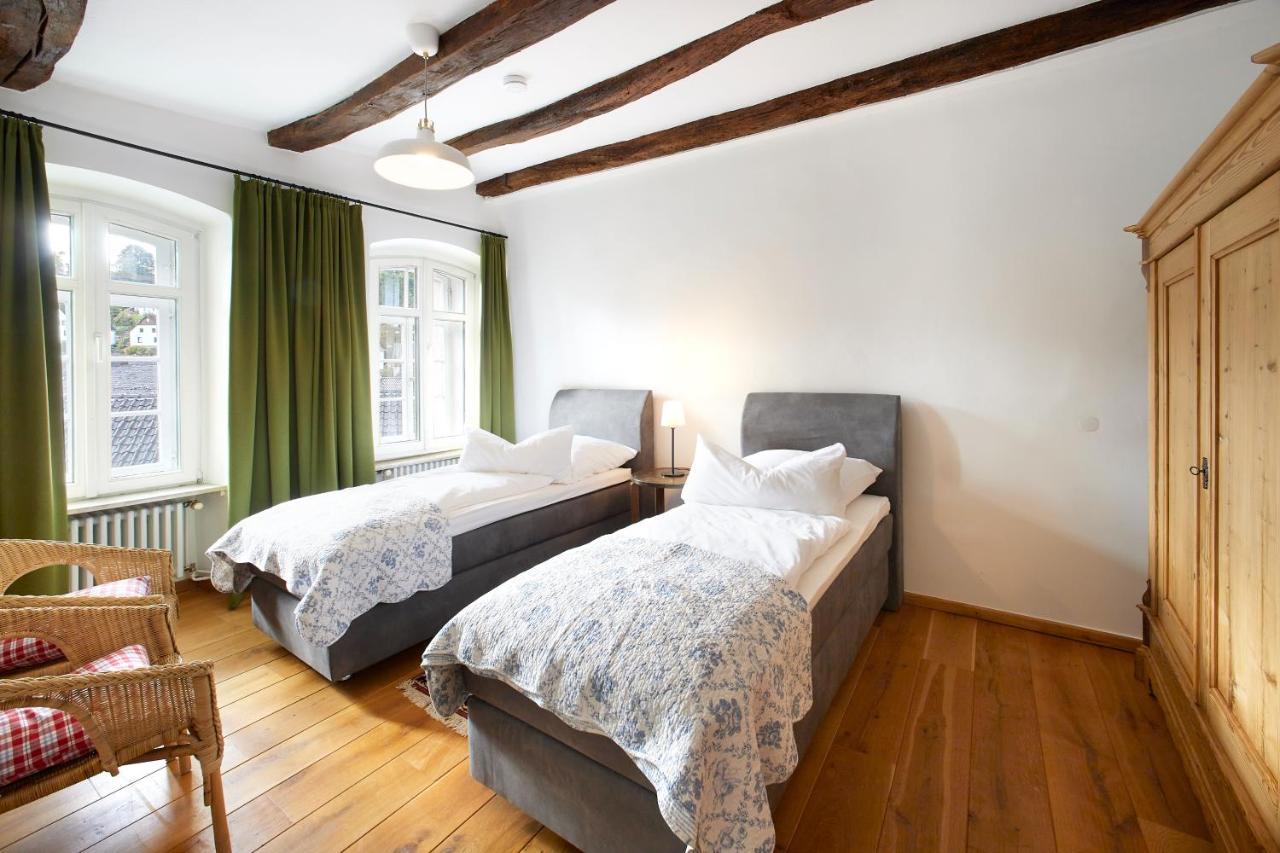 Quellenhof - Wohnen Im Denkmal - Wohnung "Hirtenturm" Blankenheim  Buitenkant foto
